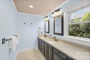 3016 Idlewood Cir, Charlotte, NC 28209 - Photo 10