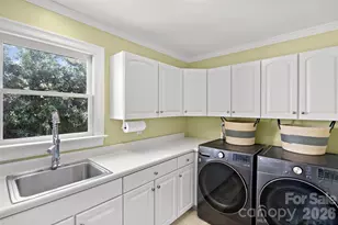 3016 Idlewood Cir, Charlotte, NC 28209 - Photo 12