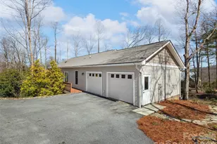 10 Starview Ln, Hendersonville, NC 28739 - Photo 4