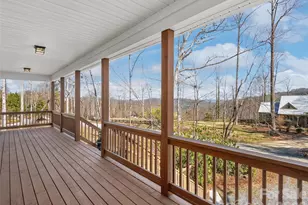 10 Starview Ln, Hendersonville, NC 28739 - Photo 2