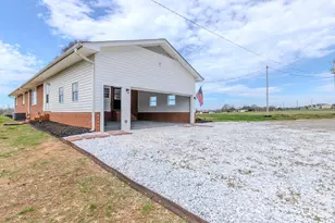 1217 Daniels Rd, Lincolnton, NC 28092 - Photo 4