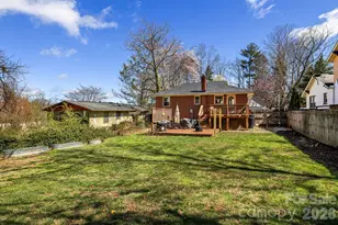 1733 Clairmont Dr, Hendersonville, NC 28791 - Photo 32