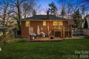 1733 Clairmont Dr, Hendersonville, NC 28791 - Photo 30