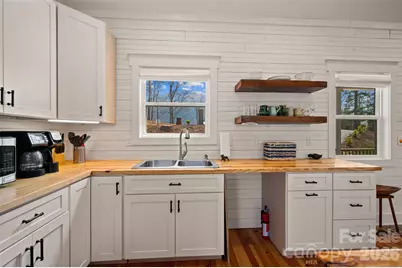823 Silverstone Drive, Hendersonville, NC 28792 - Photo 12