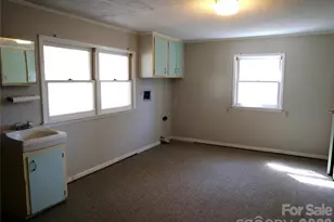 220 N Russell St, Troy, NC 27371 - Photo 16