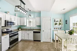 6714 Wicked Oak Ln, Charlotte, NC 28216 - Photo 8