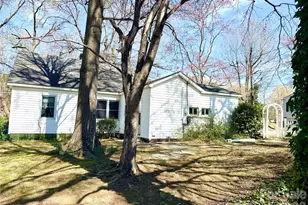 1005 N Main St, Oakboro, NC 28129 - Photo 6