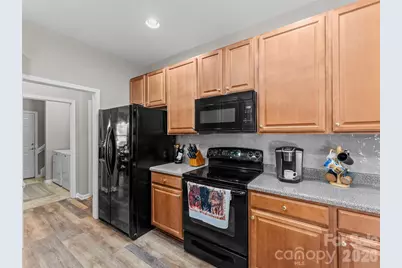 143 Haw River Road, Fletcher, NC 28732 - Photo 8