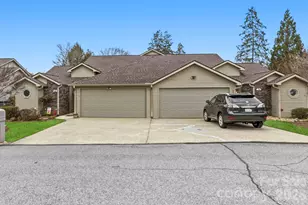 21 Tisha Ln, Hendersonville, NC 28739 - Photo 4