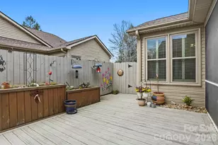 21 Tisha Ln, Hendersonville, NC 28739 - Photo 6