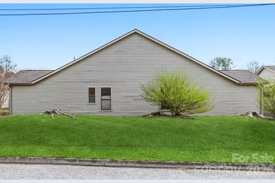 21 Tisha Lane, Hendersonville, NC 28739 - Photo 8