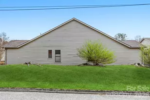 21 Tisha Ln, Hendersonville, NC 28739 - Photo 8