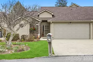 21 Tisha Ln, Hendersonville, NC 28739 - Photo 2