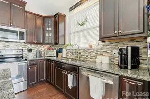 7121 Toxaway Ln, Charlotte, NC 28269 - Photo 10