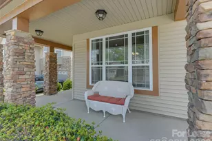 7121 Toxaway Ln, Charlotte, NC 28269 - Photo 2