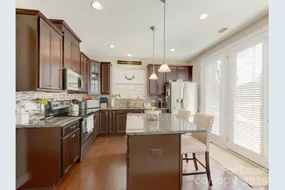 7121 Toxaway Lane, Charlotte, NC 28269 - Photo 8