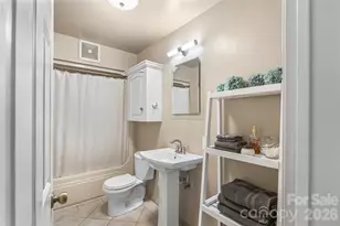 4267 County Home Rd, Conover, NC 28613 - Photo 10