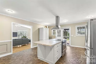 4267 County Home Road, Conover, NC 28613 - Photo 6