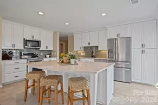 22 Honeysuckle Ln, Lake Wylie, SC 29710 - Photo 16