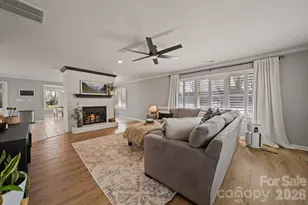22 Honeysuckle Ln, Lake Wylie, SC 29710 - Photo 10