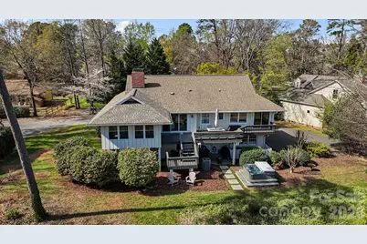 22 Honeysuckle Lane, Lake Wylie, SC 29710 - Photo 8