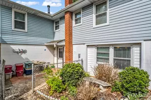 110 Houston St, Hendersonville, NC 28792 - Photo 26