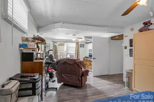 110 Houston St, Hendersonville, NC 28792 - Photo 28