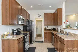 83 E Swift Creek Rd, Fletcher, NC 28732 - Photo 12