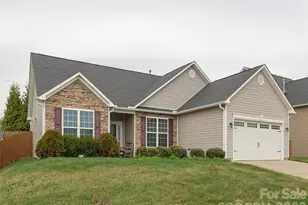 83 E Swift Creek Rd, Fletcher, NC 28732 - Photo 2