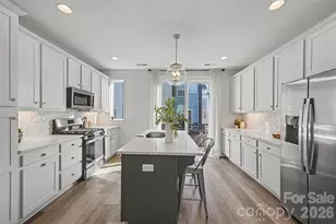 2128 Electric Ln, Charlotte, NC 28205 - Photo 4