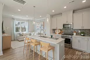 9721 Munsing Dr, Charlotte, NC 28269 - Photo 8