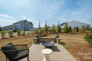 9721 Munsing Dr, Charlotte, NC 28269 - Photo 32