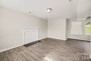 2900 Silkstream Ln, Charlotte, NC 28262 - Photo 2