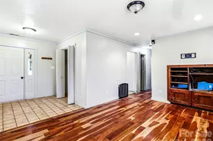 7 Nelson Rd, Hendersonville, NC 28791 - Photo 6