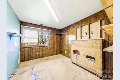 7 Nelson Road, Hendersonville, NC 28791 - Photo 18