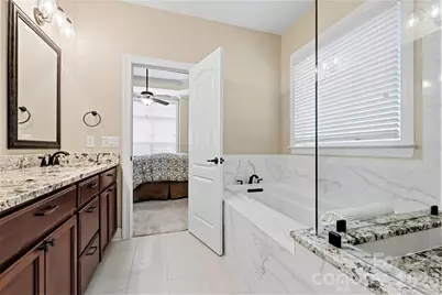 10433 Royal Winchester Drive, Charlotte, NC 28277 - Photo 14