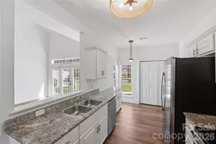 1320 Anthem Ct, Charlotte, NC 28205 - Photo 14