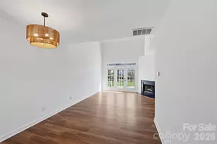 1320 Anthem Ct, Charlotte, NC 28205 - Photo 8