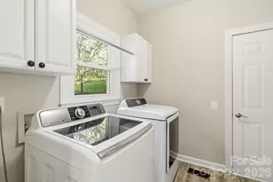 2732 Providence Spring Ln, Charlotte, NC 28270 - Photo 18