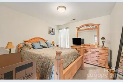 1133 Oakdale Woods Drive, Charlotte, NC 28216 - Photo 24