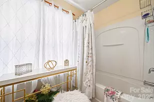 1133 Oakdale Woods Dr, Charlotte, NC 28216 - Photo 18