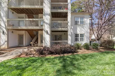 1032 Churchill Downs Court #J, Charlotte, NC 28211 - Photo 2