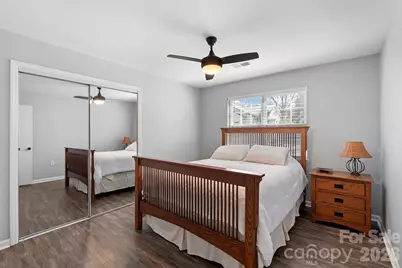 1032 Churchill Downs Court #J, Charlotte, NC 28211 - Photo 20