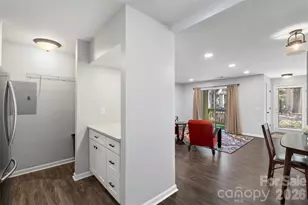 1032 Churchill Downs Ct, Charlotte, NC 28211 - Photo 18