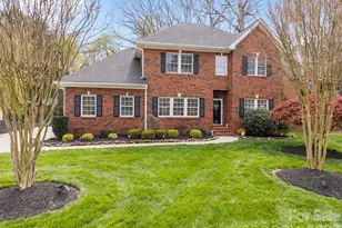 129 Secretariat Ln, Mooresville, NC 28117 - Photo 2