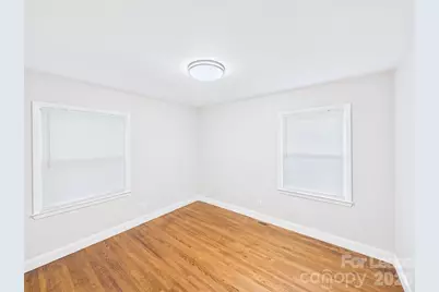 4012 Belshire Lane, Charlotte, NC 28205 - Photo 8