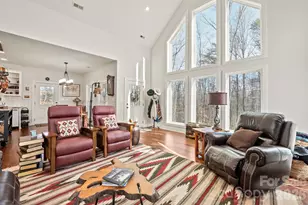 1107 Finger Bridge Rd, Hickory, NC 28602 - Photo 4