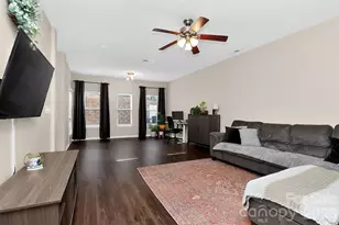 530 Doughton Ln, Charlotte, NC 28217 - Photo 8