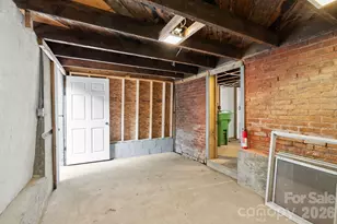 15 Conestee Pl, Asheville, NC 28801 - Photo 32