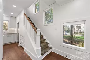 2330 Roswell Ave, Charlotte, NC 28207 - Photo 12